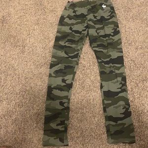 Abercrombie kids, size 13/14, green camouflage